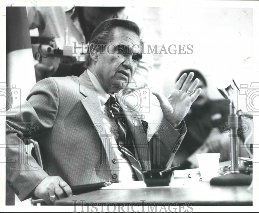 1982 Press Photo George Wallace, Alabama Politician, press conference - Historic Images