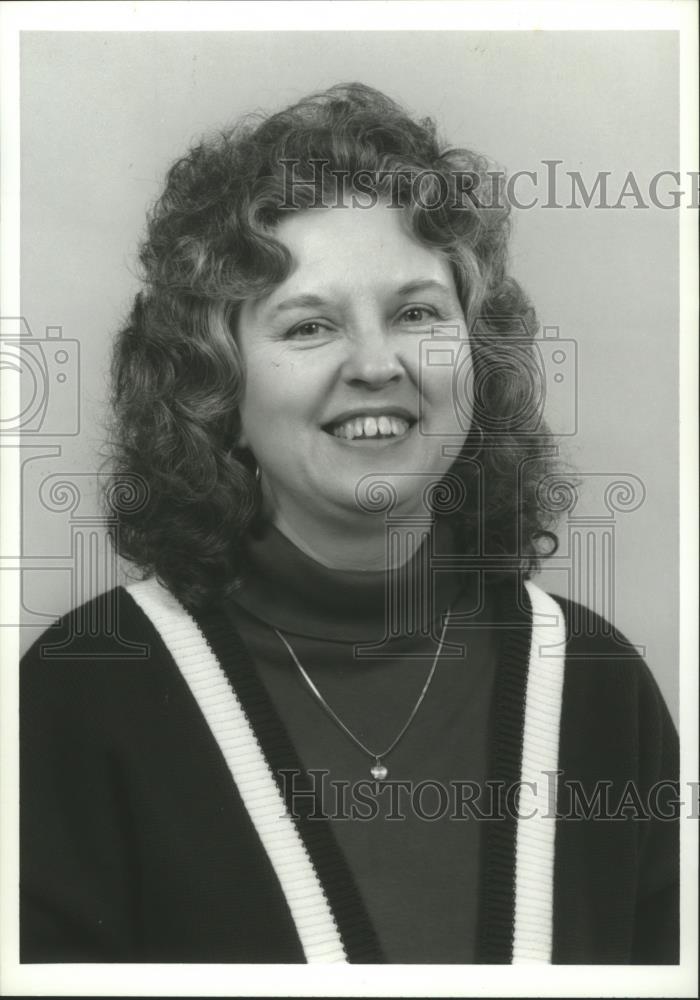 Press Photo Virginia Volker UAB Biology Instructor - abna26522 - Historic Images