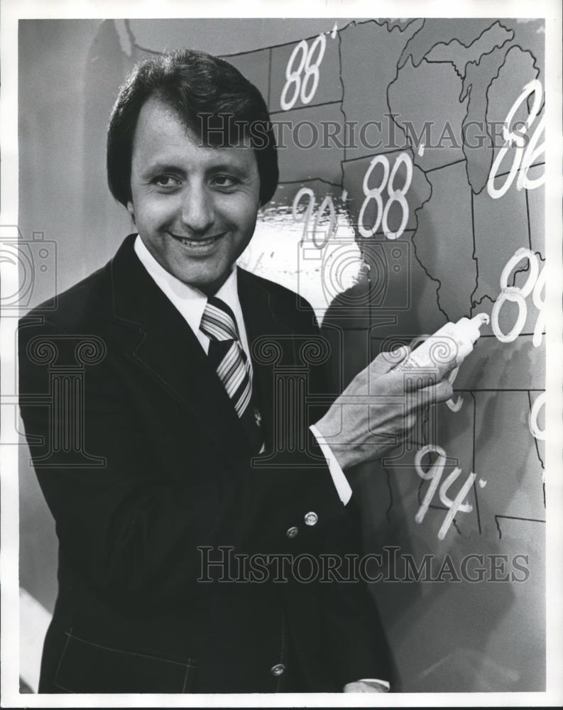 1977 Press Photo Kevin White, WBMG-TV Weatherman, Alabama - abna29345 - Historic Images