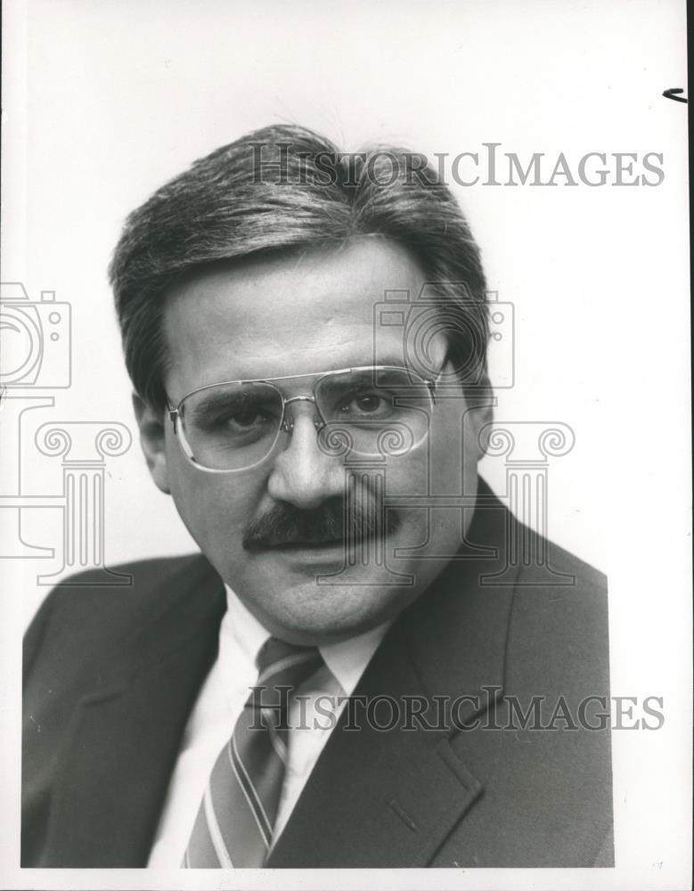 1990 Press Photo Jim Fenstermaker, Director of Jefferson County - abna30357 - Historic Images