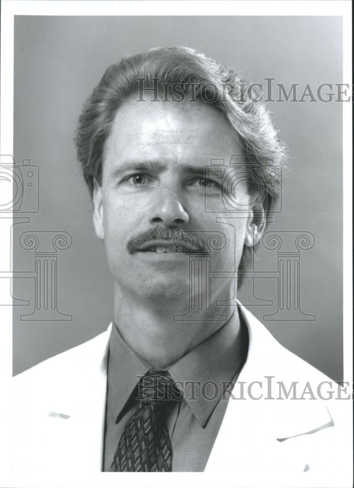 1994 Press Photo John Farringer, RPh, University of Alabama, Birmingham - Historic Images