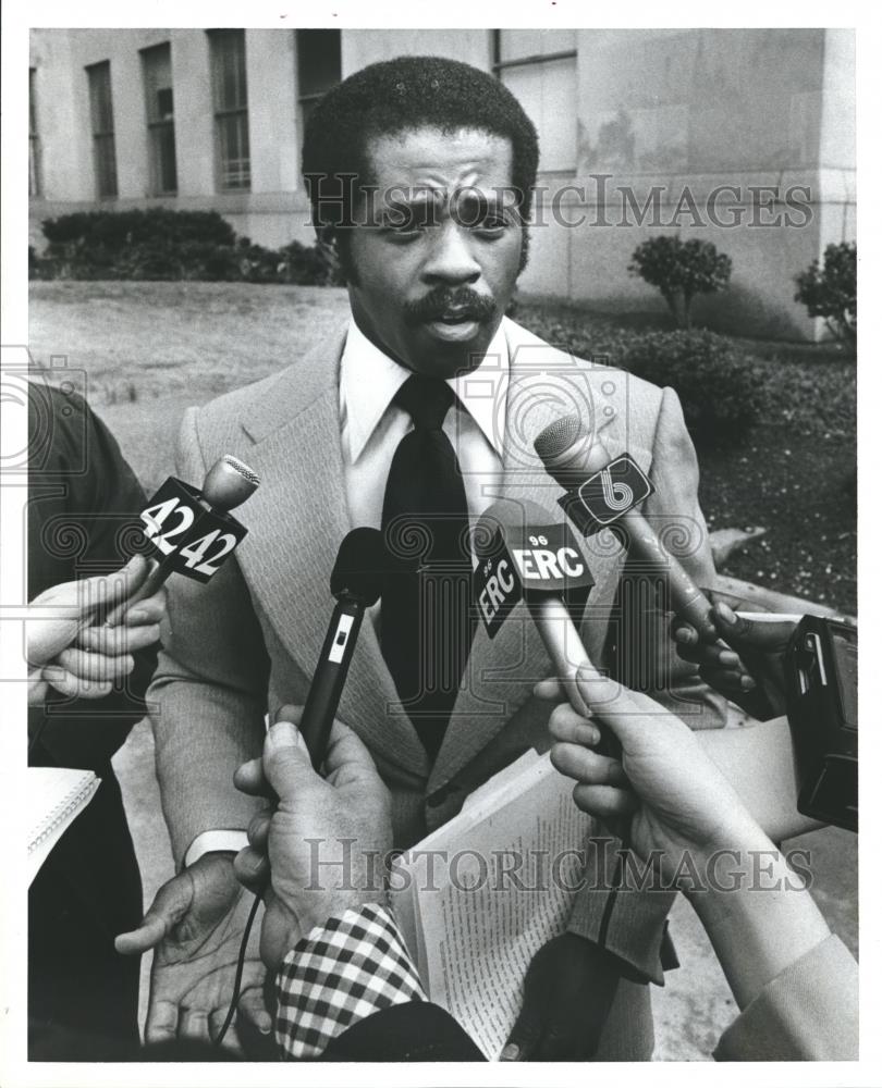 1980 Press Photo Kenneth Glover Birmingham Policeman - abna30779 - Historic Images