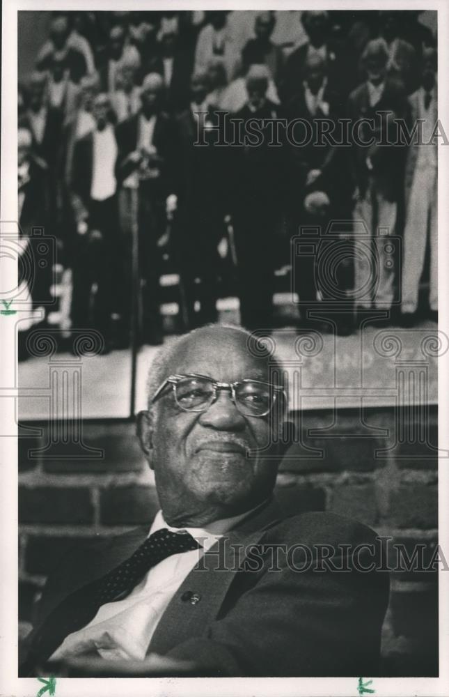 1989 Press Photo AG Gaston Listening to Speakers at Tribute Event, Sloss Furnace - Historic Images