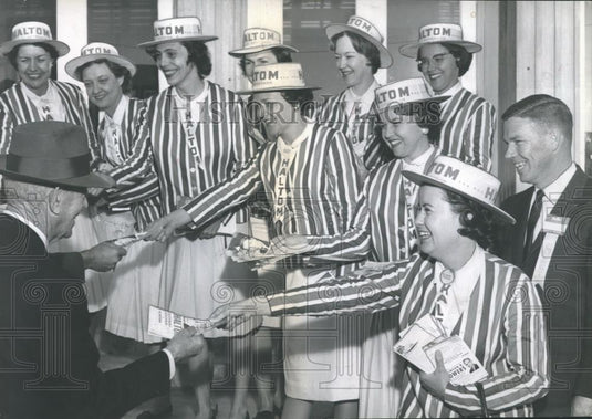Press Photo Supporters for candidate E. B. Haltom at Fairfield rally - Historic Images