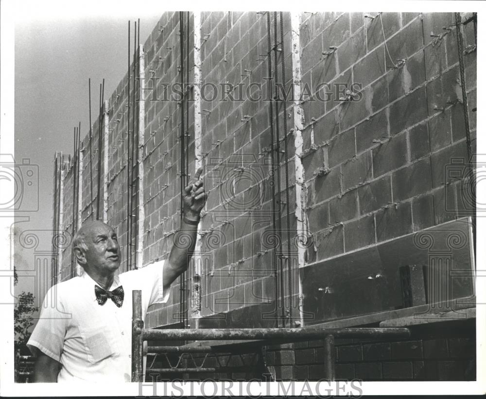 1979 Press Photo David Fulton, State building inspector - abna31361 - Historic Images