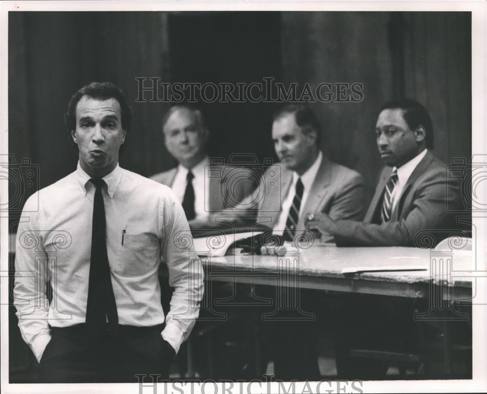 1989 Press Photo Mike Graffeo speaking, other candidates listening at forum, AL - Historic Images