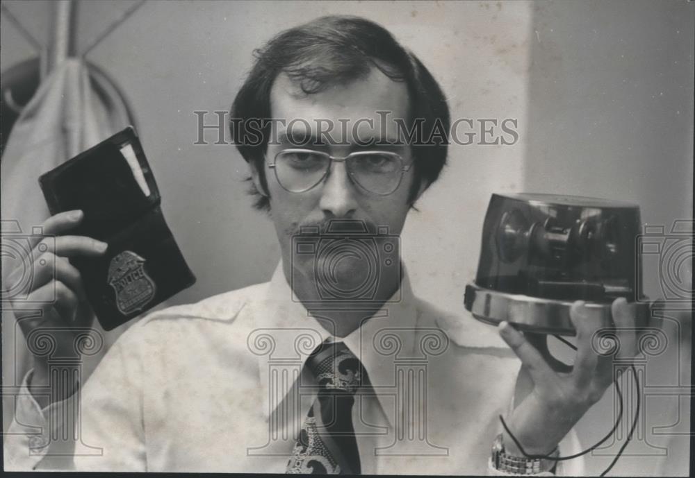 1976 Press Photo Sergeant W.T. Gaut, Birmingham, Alabama Police Officer - Historic Images