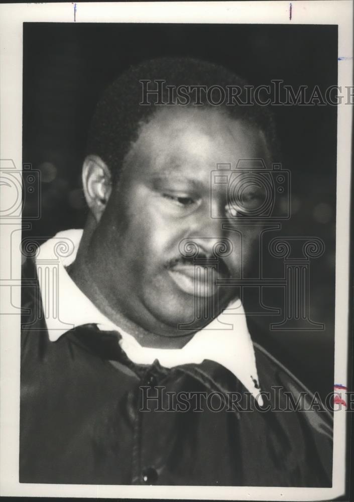 1988 Press Photo Coach George Johnson, Jones Valley High School - abna31807 - Historic Images