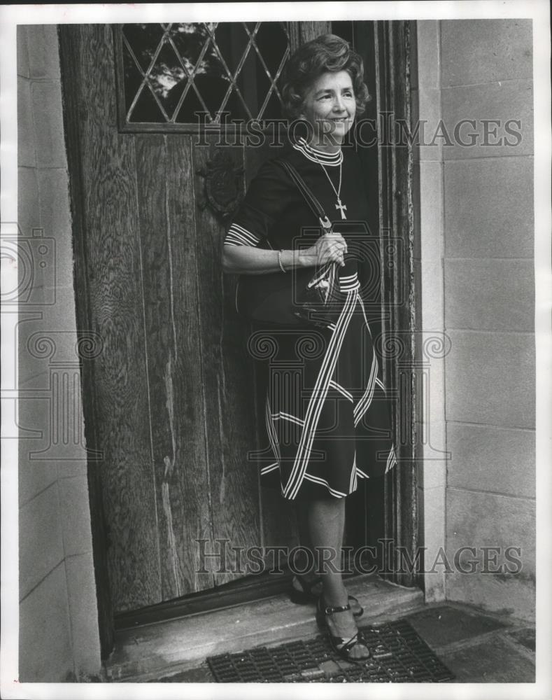 1976 Press Photo Mrs. James M. Kidd Junior, President Women's Committee of 100 - Historic Images