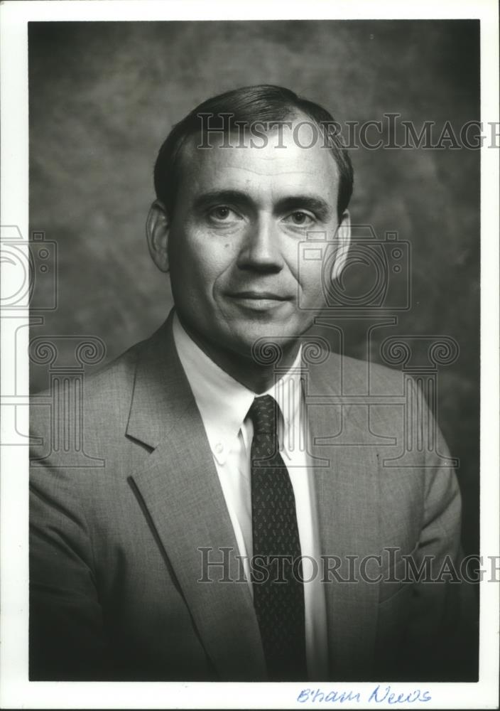 1982 Press Photo Jeff L. Johnson of Johnson Rast and Hays, Vice President - Historic Images
