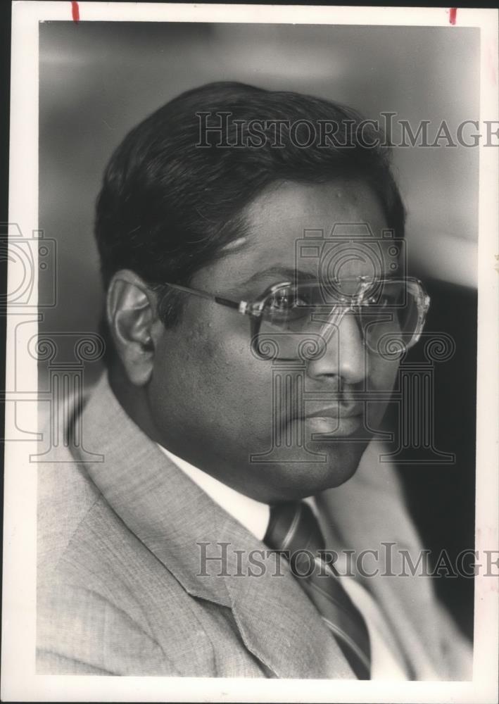 1988 Press Photo Edward Jagnandan - abna32237 - Historic Images