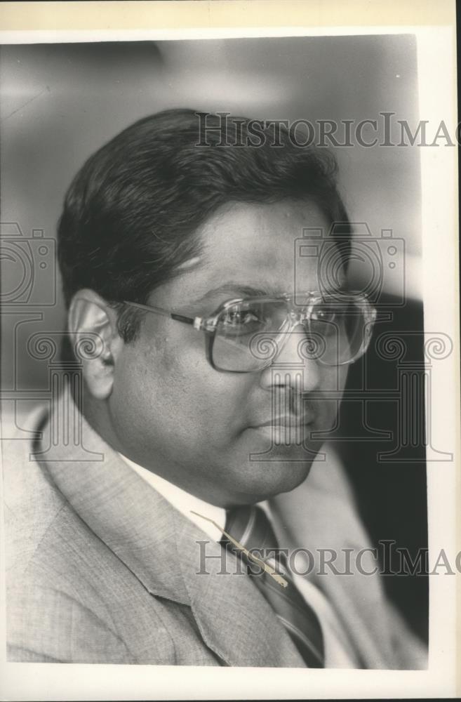 1988 Press Photo Edward Jagnandan - abna32239 - Historic Images