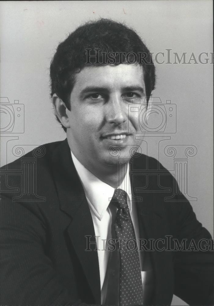 Press Photo Geoffrey Ketcham, executive vice president of Energen - abna32288 - Historic Images