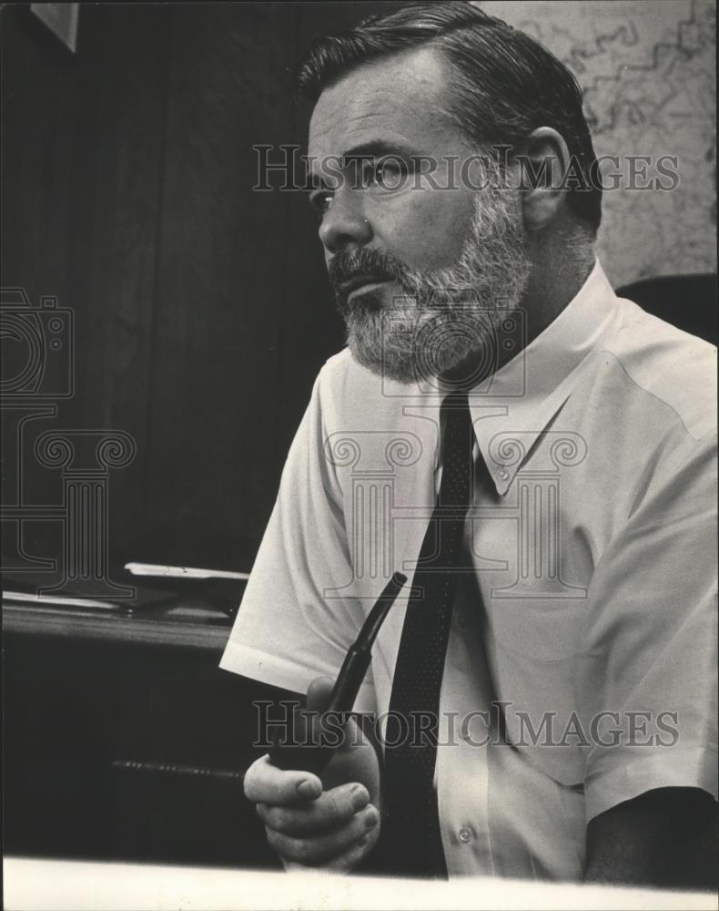 1982 Press Photo Jack Hunt, Jefferson County School Superintendent, Alabama - Historic Images