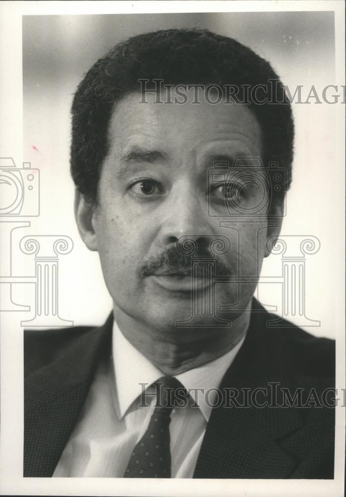 1988 Press Photo Richard C. Hunter, candidate, Board of Education, Birmingham - Historic Images