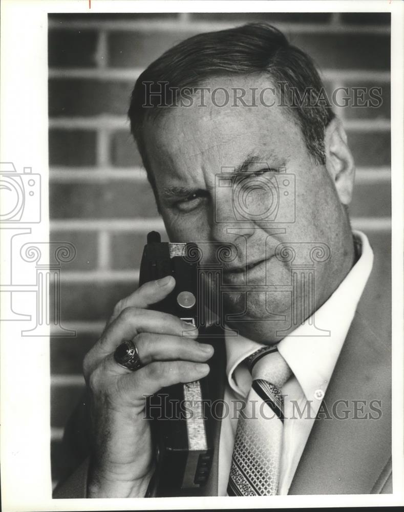 1981 Press Photo William King, Bomb Investigator - abna32499 - Historic Images