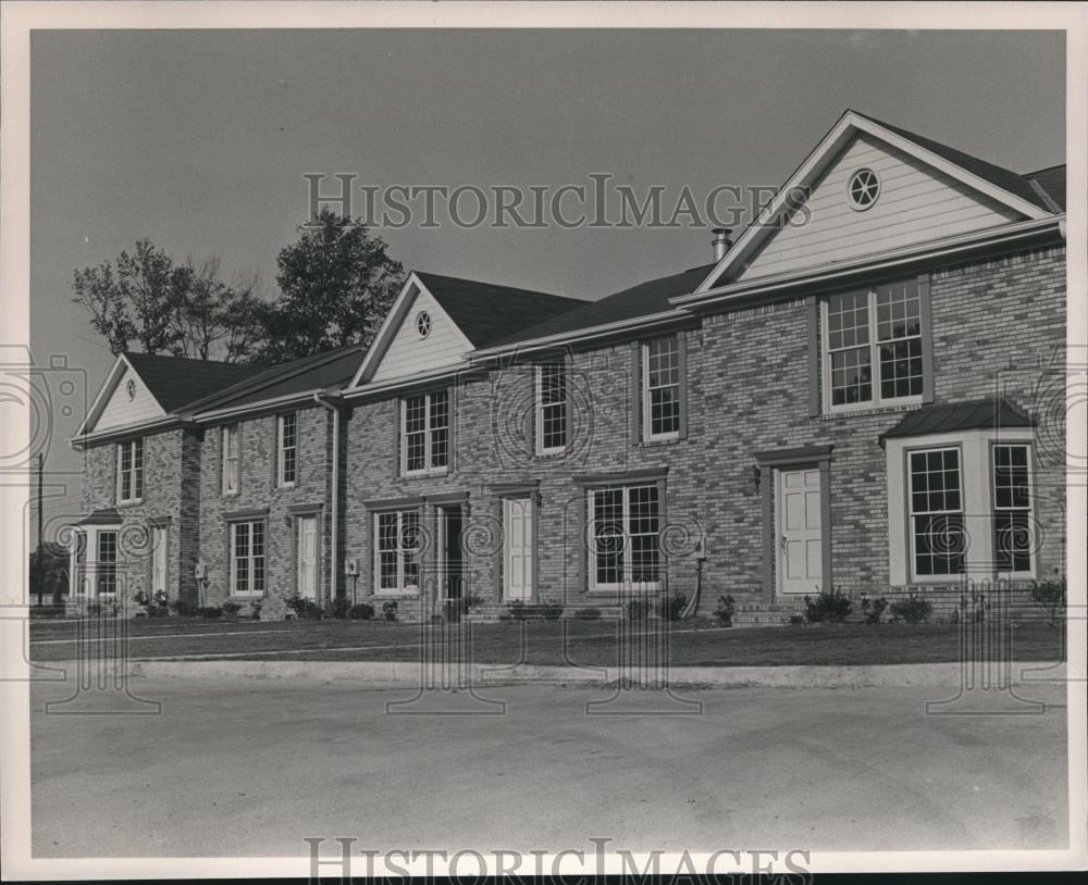 Press Photo S &amp; S Townhouses, Alabama - abna32901 - Historic Images