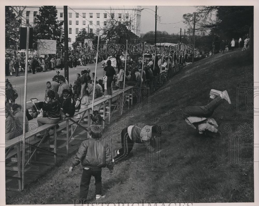 Press Photo Jamie Jones, Bart Norrel, Quinton Wilton, playing on capitol ground - Historic Images