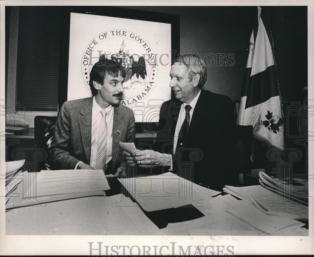 1987 Press Photo Alabama Governor Guy Hunt with Other - abna32998 - Historic Images