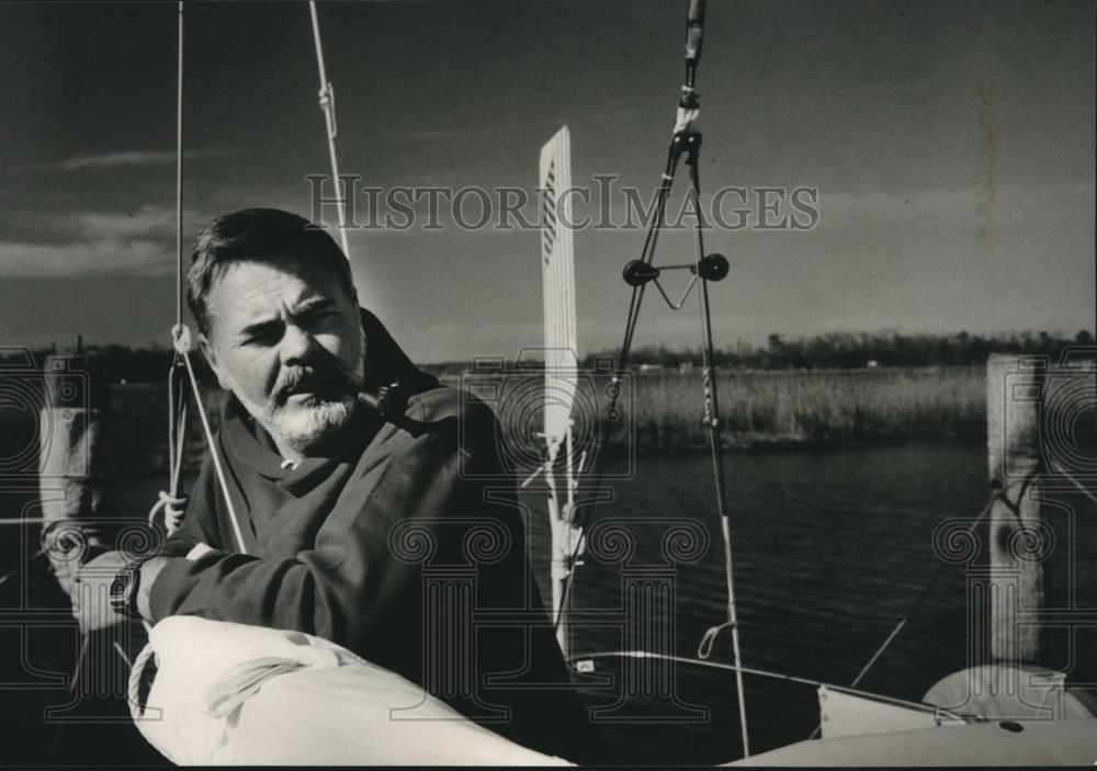 1984 Press Photo Doctor John (Jack) Hunt, Former Jefferson County School Manager - Historic Images