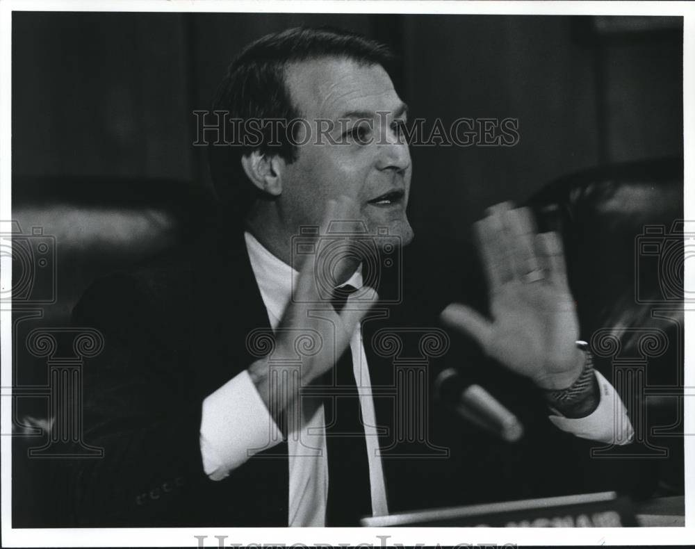 1991 Press Photo Racing Commission Meeting with Mike Kendrick, President - Historic Images