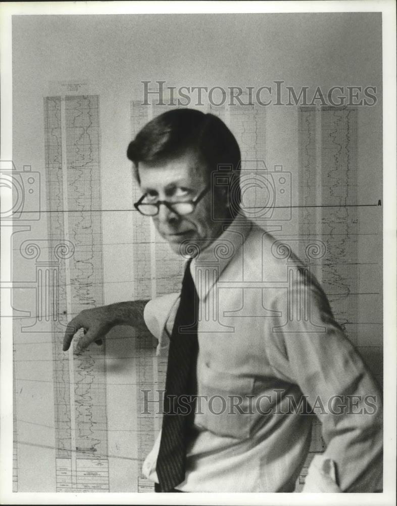 1981 Press Photo Tom Joiner, Geologist - abna33365 - Historic Images