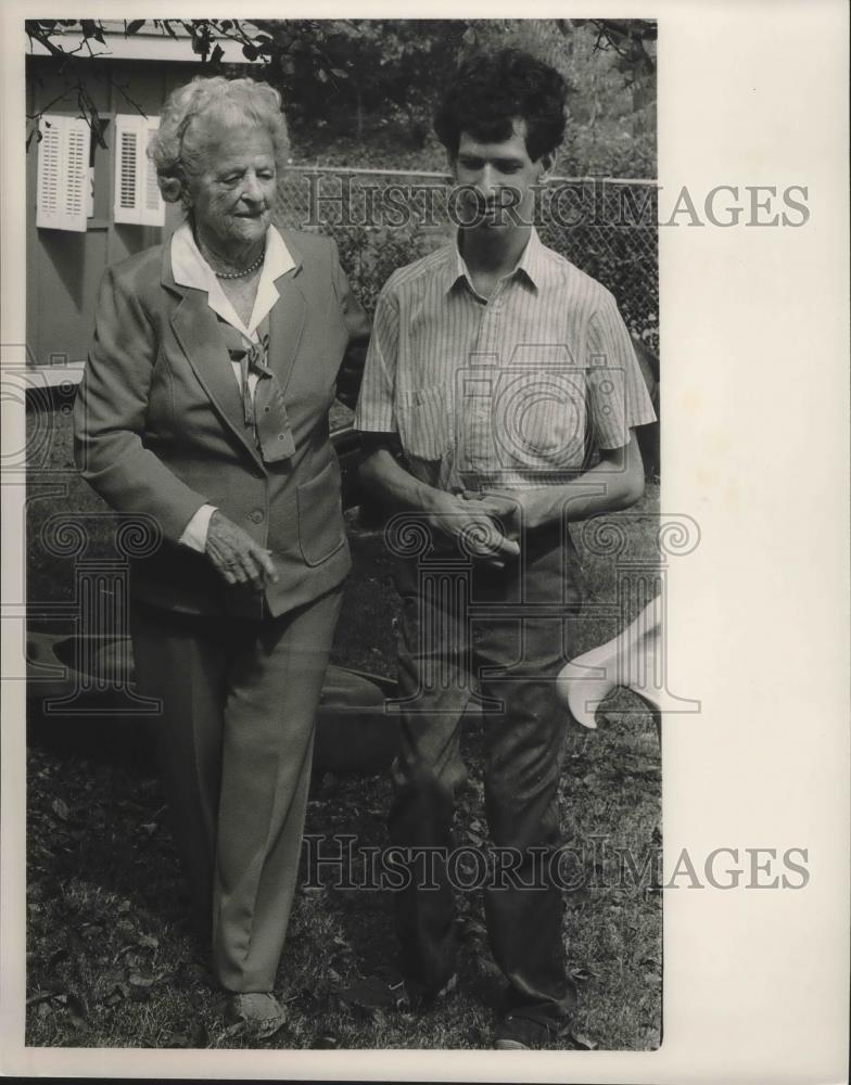 1985 Press Photo Gerry Fullan, Dennis Brewton, House for cerebral palsy victims - Historic Images