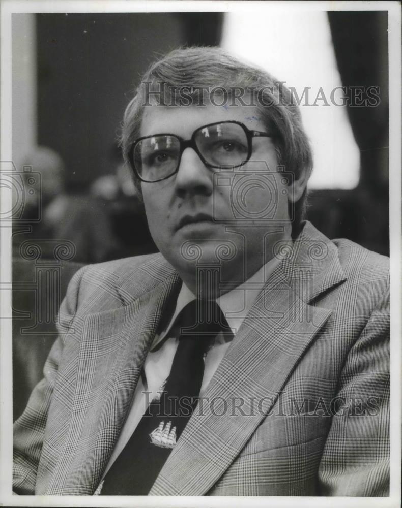 1976 Press Photo Robert S. Lager, Fob James&#39;s Education Liaison Officer, Alabama - Historic Images