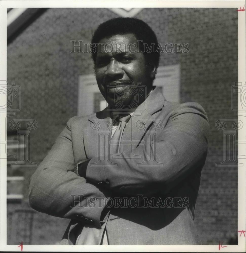 1990 Press Photo Reverend Michael W. Wesley, Pastor of Shiloh Baptist Church - Historic Images