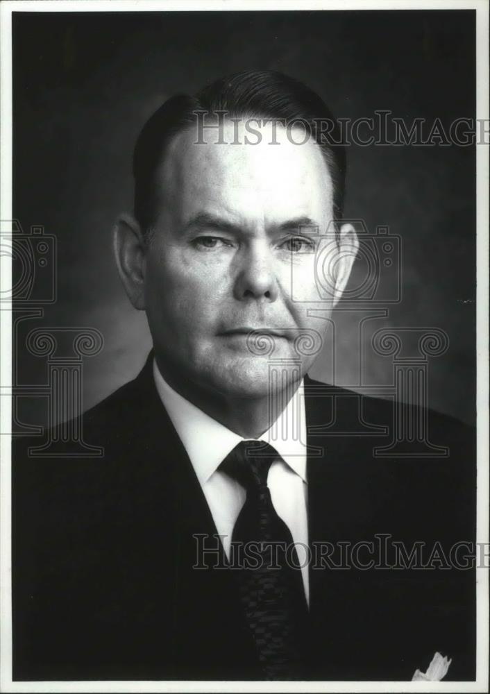 1992 Press Photo Ralph L. Lindsey, Vice President, Marketing Barber Dairies, Inc - Historic Images