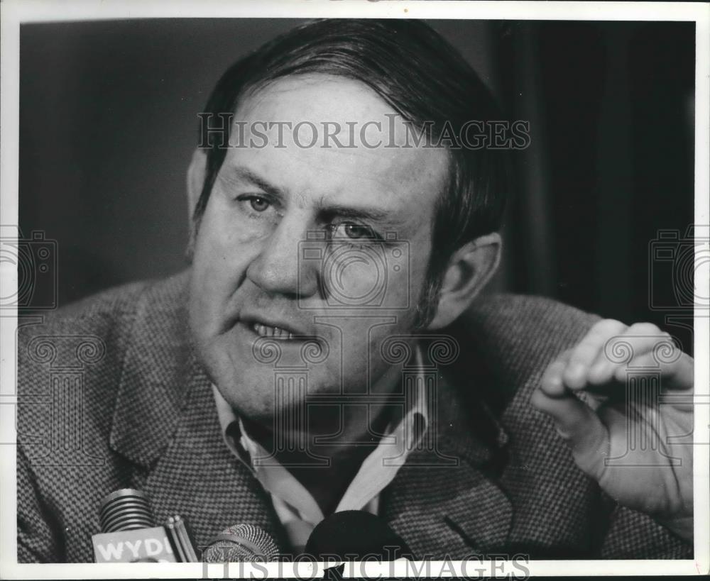 1981 Press Photo Alabama Govenror James Fob - abna34178 - Historic Images