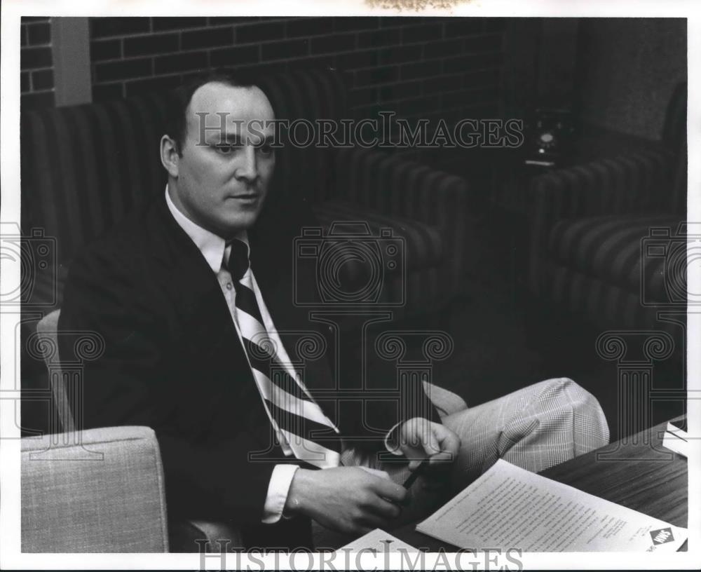 1978 Press Photo Richard Lind, Shelby Memorial Hospital Administrator - Historic Images