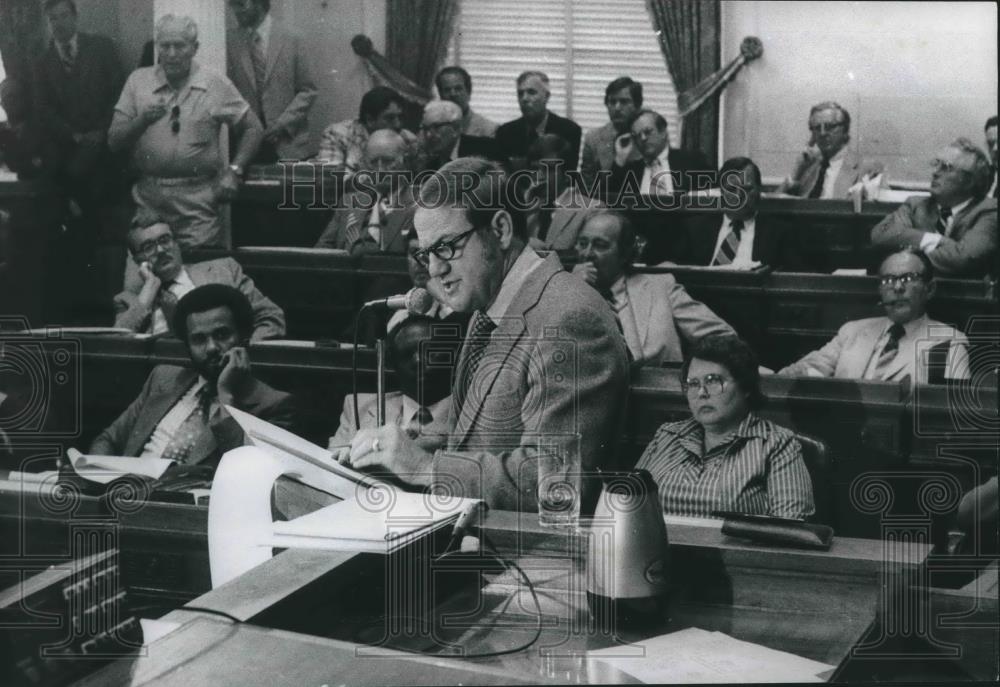 1980 Press Photo Alabama Governor Fob James Urges Committee to Approve Budget - Historic Images