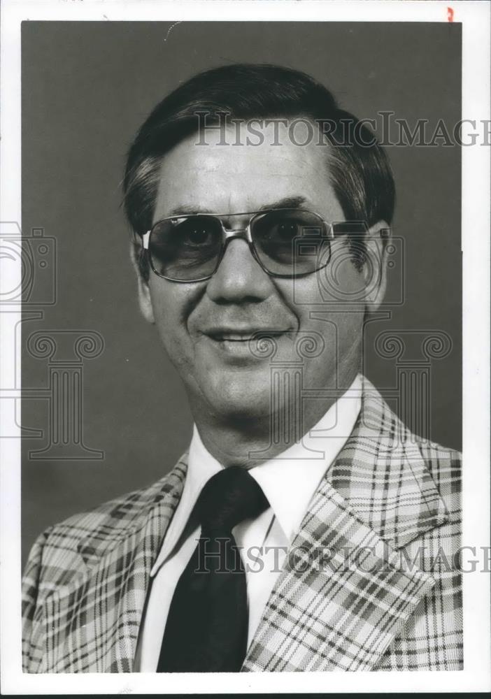 1977 Press Photo Charles L. Jones, Troy State University Professor - abna34730 - Historic Images
