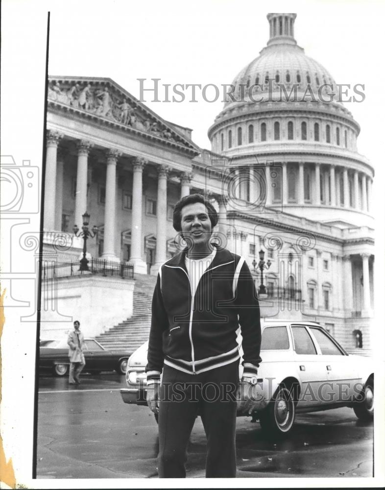 1979 Press Photo Alabama Politician Ronnie Flippo Running on Fast Track - Historic Images