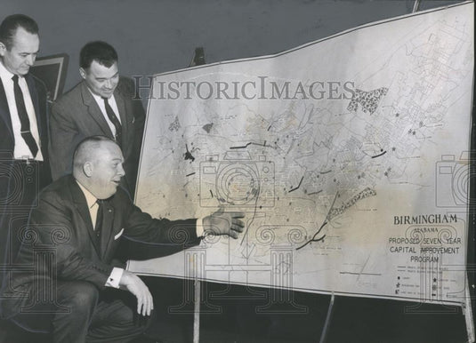 Press Photo James Wright with public works program planned for city, Birmingham - Historic Images