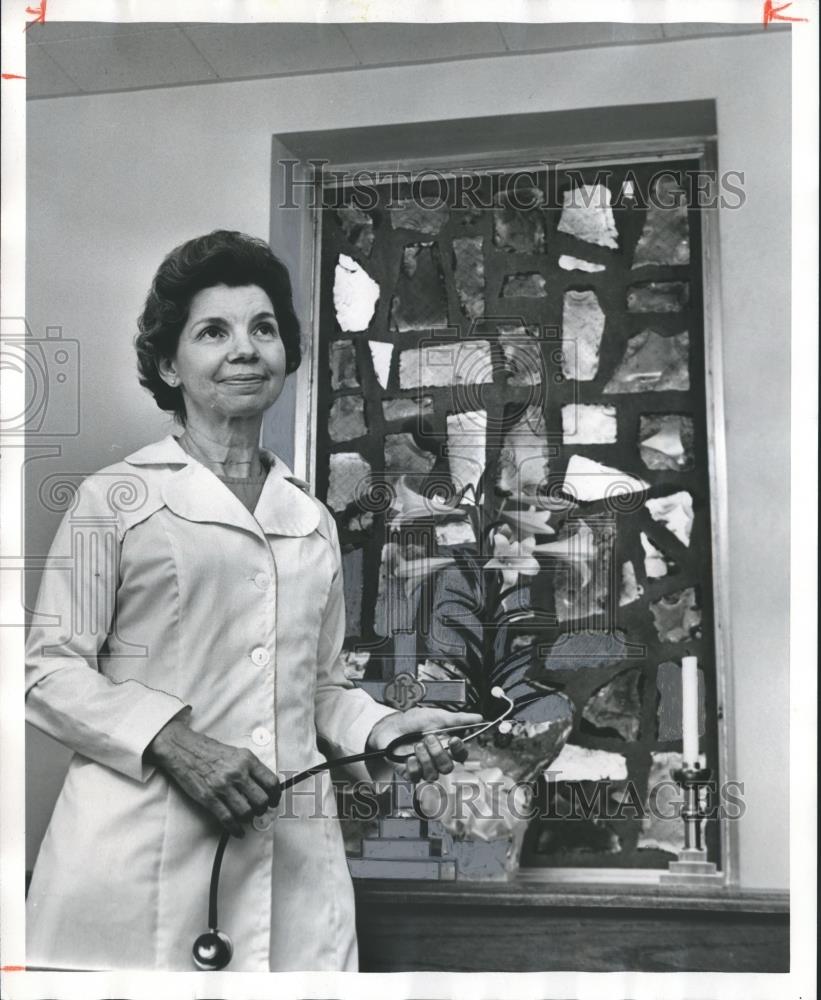 1976 Press Photo Martha Jordan Gilliland, missionary, at Brookwood Center Chapel - Historic Images