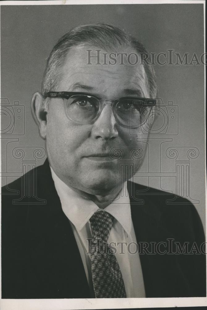 Press Photo Birmingham realtor J. L. Fletcher Junior - abno03944 - Historic Images