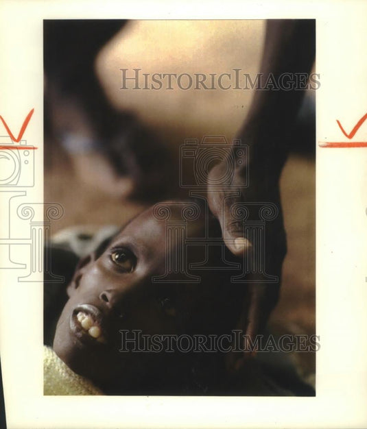 1992 Press Photo People Of Somalia Could Face Hunger Due To Agriculture Damage - Historic Images