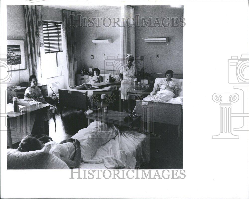 1966 Press Photo Detroit Mt. Sinai Hospital - RRV46607 - Historic Images