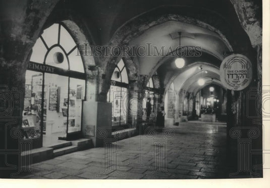 1985 Press Photo Underground Shopping Mall Part of Israeli Cardo - mjb99186 - Historic Images