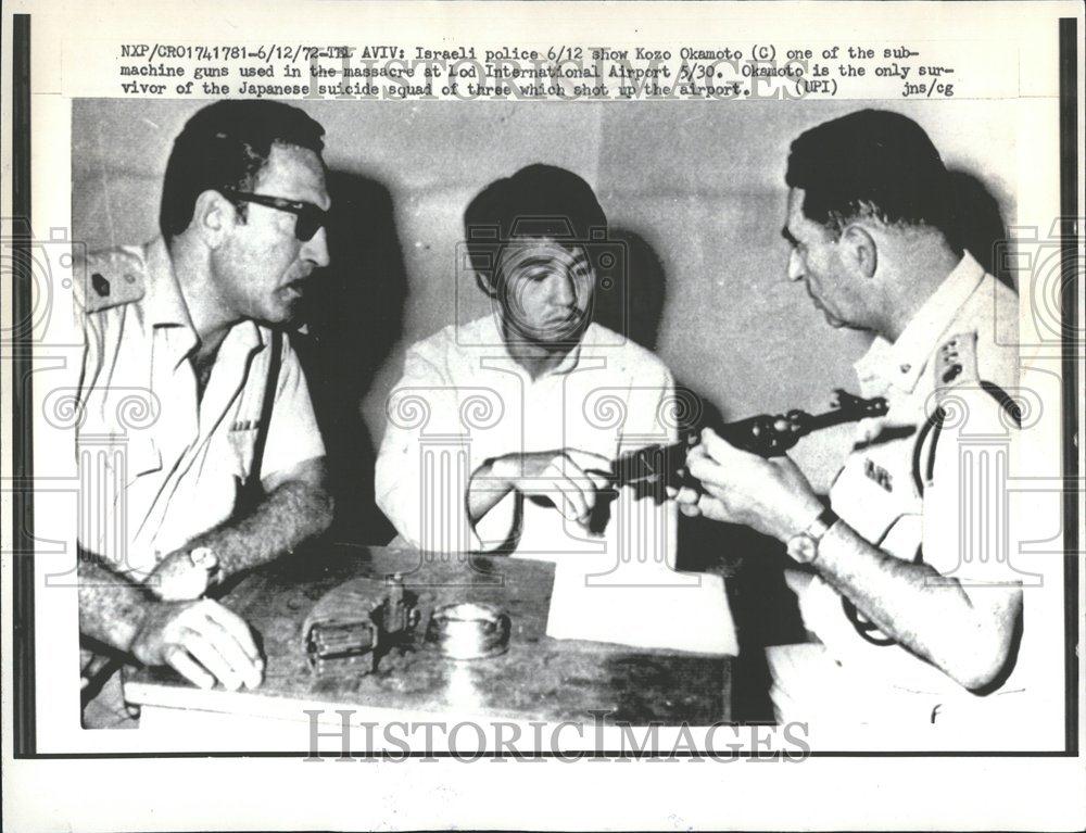 1972 Press Photo Kozo Okamoto Terrorist Israeli Police - RRV58839 - Historic Images
