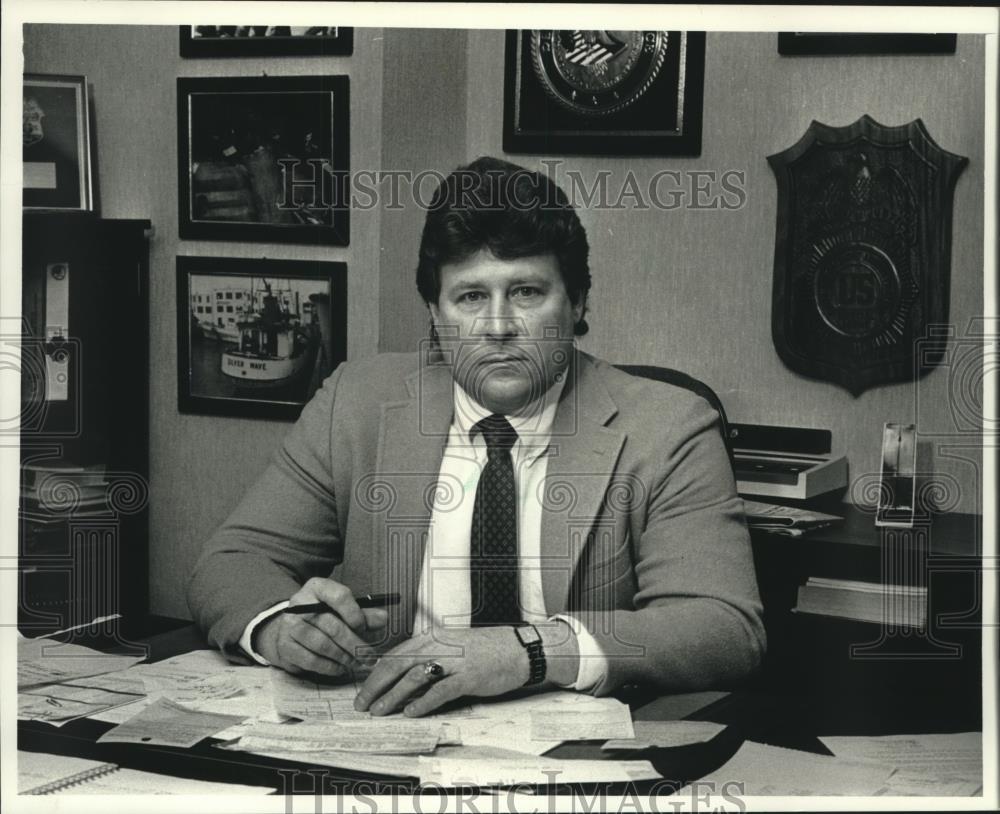 1989 Press Photo Kelly Snyder, head, Drug Enforcement Administration, Milwaukee. - Historic Images