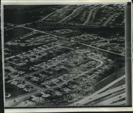 Press Photo Topeka, Kansas homes destoyed after one of 15 tornados - mjc05302 - Historic Images