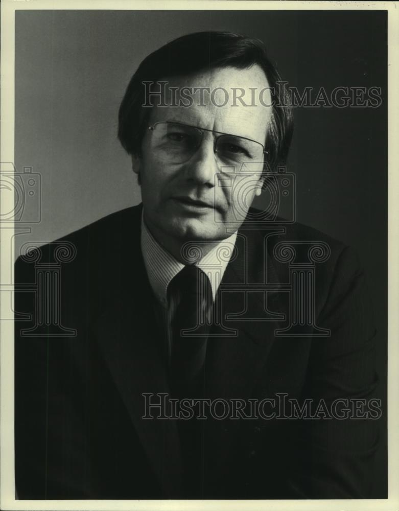 Press Photo Bill Moyers Journalist - mjc06100 - Historic Images