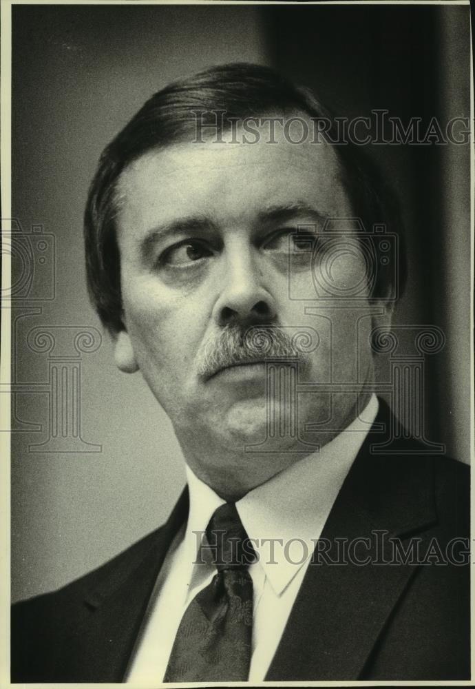 1981 Press Photo Thomas Stigler Waukesha Police Chief - mjc06190 - Historic Images