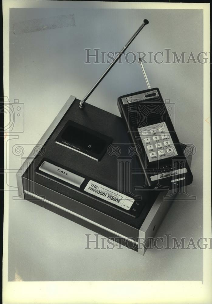 1981 Press Photo The Freedom Phone by Electra - mjc06558 - Historic Images