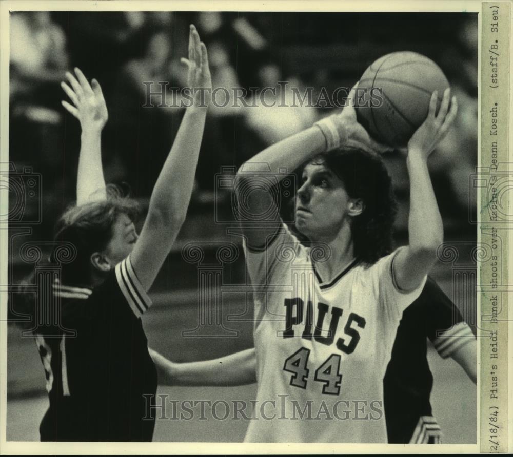 1984 Press Photo Undefeated St. Pius XI High victorious in girls state semifinal - Historic Images
