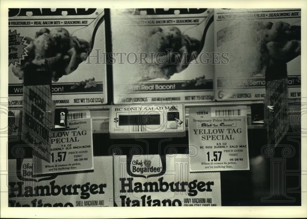 1992 Press Photo Digital electronic price tags in supermarket - mjc13212 - Historic Images