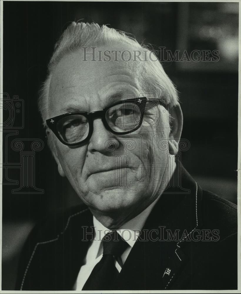 1976 Press Photo Alexander Szwalkiewicz candidate 9th assembly district - Historic Images